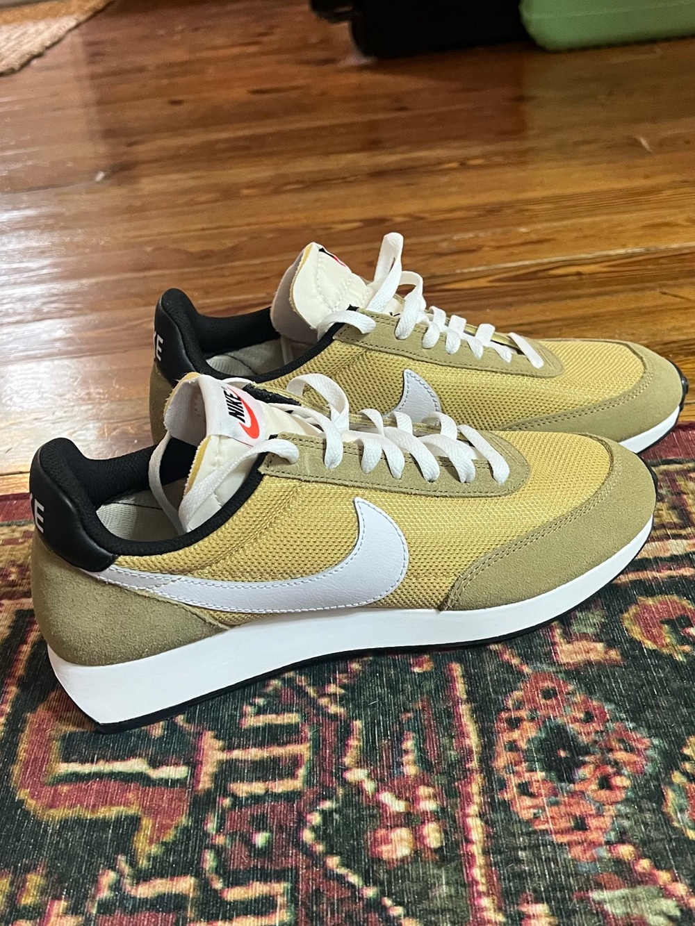Nike Men’s Air Tailwind 79 in Parachute Beige Sz 9 Sneakers- Never Worn